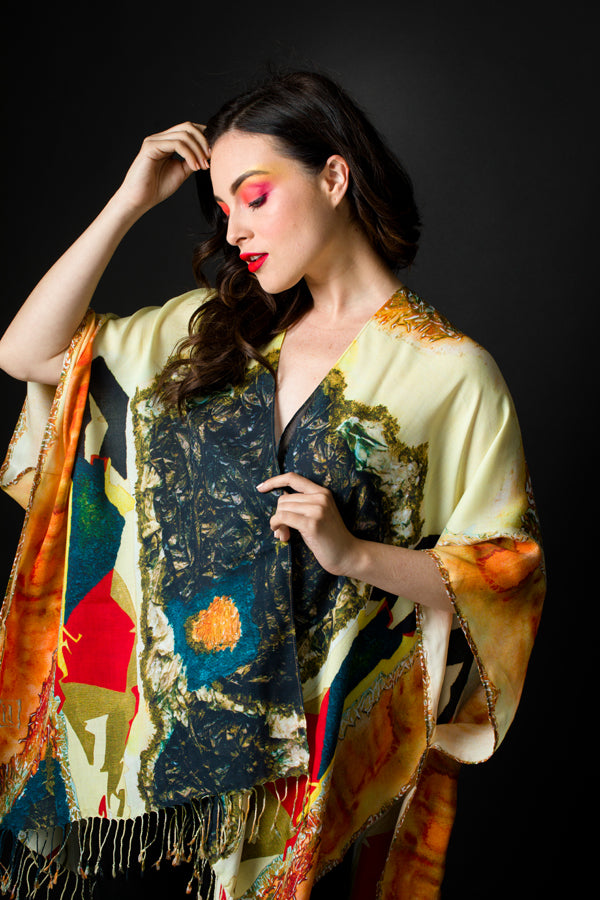 "Lady in Peridome" Kimono- - Anet's Collection