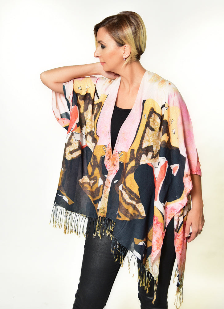 "Lady in the Golden Chair" Kimono - Anet's Collection